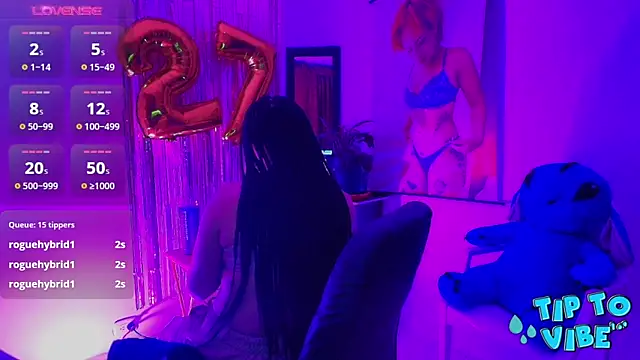 Snapshot of TinnaDawsom chatting on 03/04/25, 04:17 TinnaDawsom online show from 03/04/25, 04:17