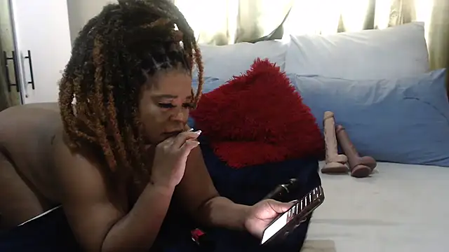 Foxybrownxx1 online show from 11/07/25, 06:24