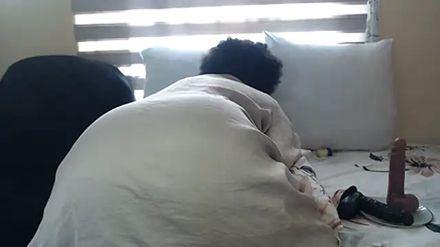 Foxybrownxx1 online show from 05/28/26, 08:11