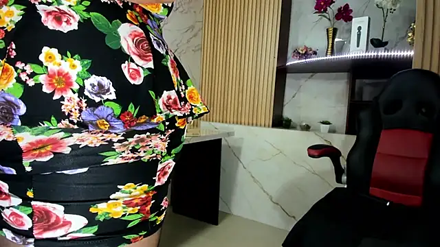 Snapshot of MirandaRossi chatting on 02/12/26, 02:50 MirandaRossi online show from 02/12/26, 02:50