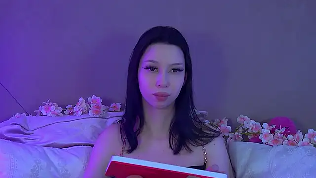 MaliaLandre online show from 01/27/25, 10:49