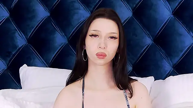 MaliaLandre online show from 02/03/25, 08:02
