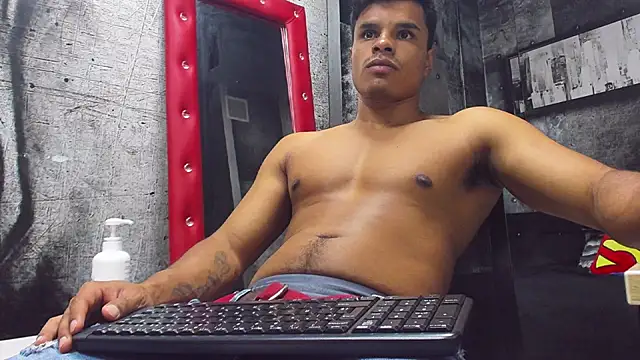 Derek Lustfordx online show from 01/31/25, 11:13