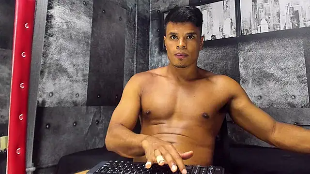 Derek Lustfordx online show from 03/13/25, 05:28