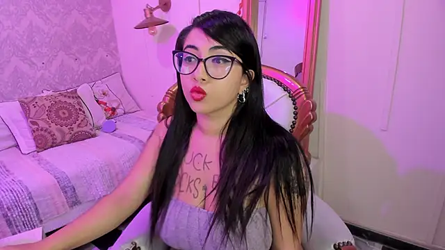 Sexy cristall  online show from 03/02/25, 10:03