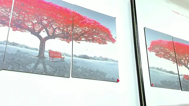 kira mz online show from 02/28/25, 12:09