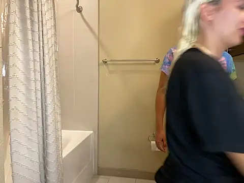 girlfriendmissy online show from 09/21/25, 12:01