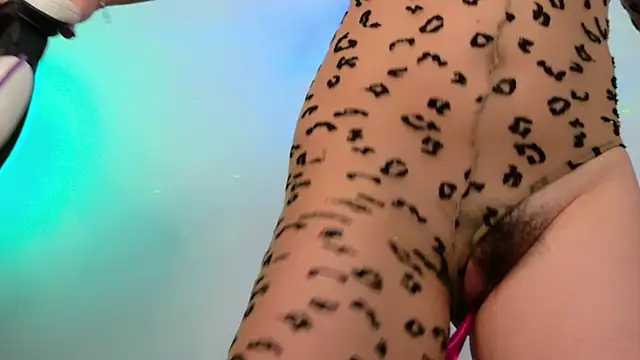 GilaKat online show from 10/15/25, 04:56