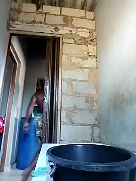 Chocolate factory man online show from 09/26/25, 01:04