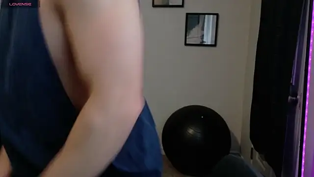 Snapshot of Thekodyy chatting on 11/12/25, 02:06 Thekodyy online show from 11/12/25, 02:06