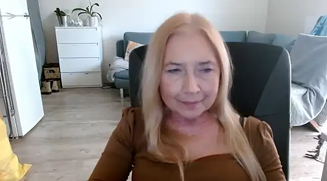 sofia xkiss online show from 01/14/25, 10:59