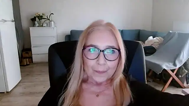 sofia xkiss online show from 01/23/25, 11:04