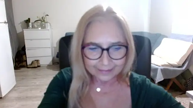 sofia xkiss online show from 01/28/25, 05:46