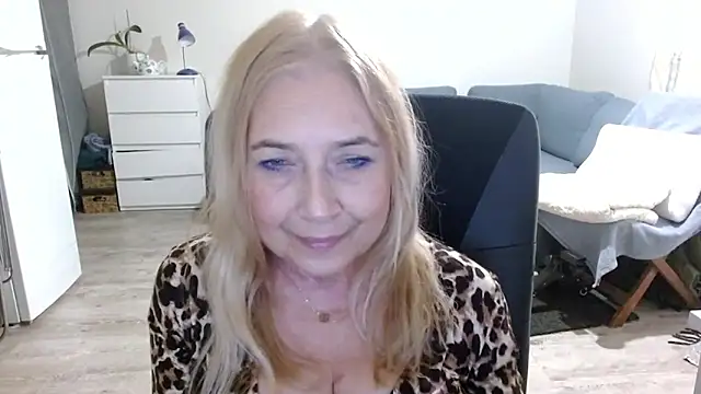 sofia xkiss online show from 02/04/25, 03:36