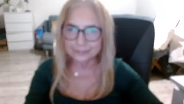 sofia xkiss online show from 02/11/25, 06:01