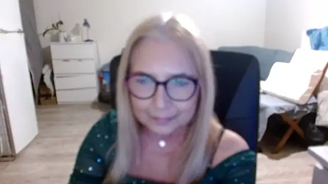 sofia xkiss online show from 02/14/25, 06:08