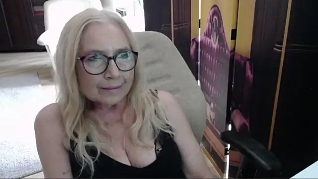 sofia xkiss online show from 07/03/26, 01:50