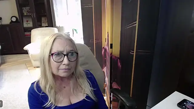 sofia xkiss online show from 07/06/26, 01:52