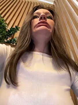 justmila online show from 12/04/24, 02:48