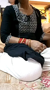 Its reena 009 online show from 03/14/25, 05:24