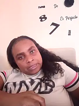 Snapshot of NicolVilla chatting on 03/18/26, 07:28 NicolVilla online show from 03/18/26, 07:28