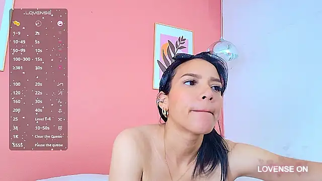 Sluttyandmature online show from 12/02/24, 12:51