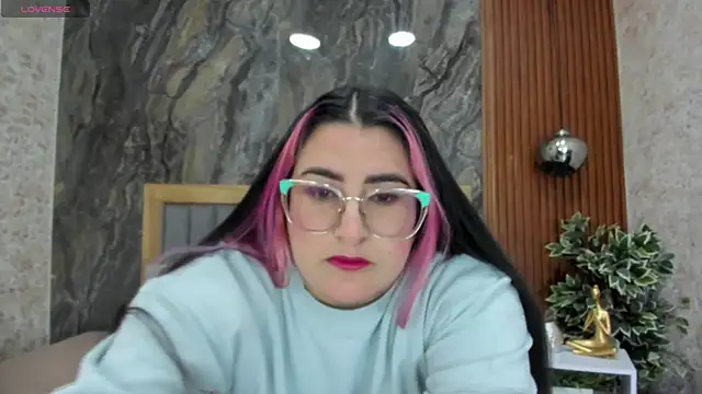 Snapshot of BellaPeers_ chatting on 02/05/25, 11:34 BellaPeers online show from 02/05/25, 11:34
