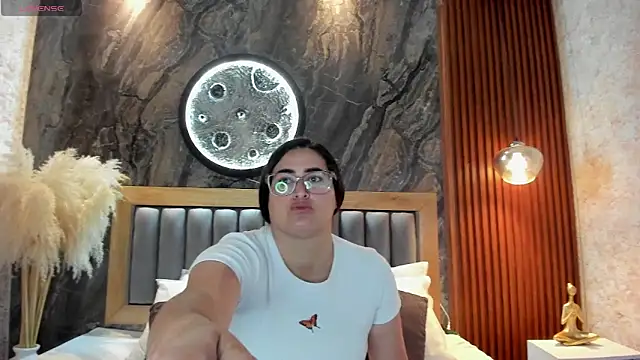 BellaPeers  online show from 06/10/26, 11:31