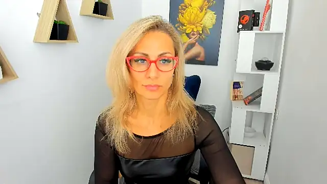 MuseOfStage online show from 10/06/25, 08:45