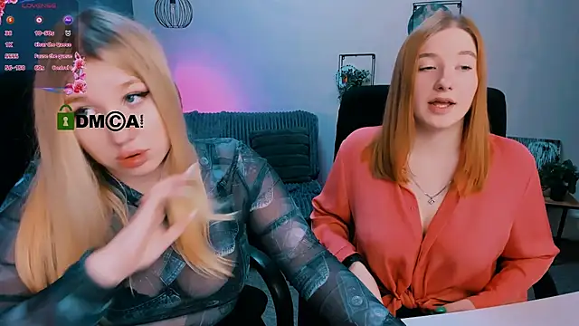 juli kisss online show from 02/13/25, 11:04