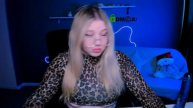 juli kisss online show from 03/04/25, 09:40