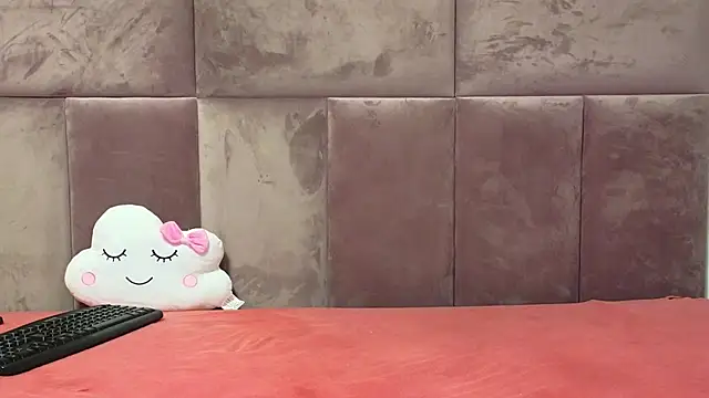 Snapshot of SweetScribe chatting on 01/10/25, 04:20 SweetScribe online show from 01/10/25, 04:20