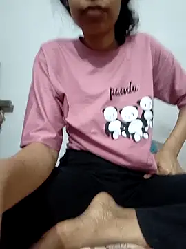 catreena online show from 11/04/25, 07:24