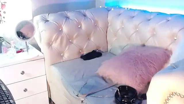Barbie Fox online show from 07/14/26, 02:05