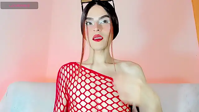 TatiGil online show from 11/28/25, 02:25