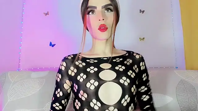 TatiGil online show from 05/25/26, 08:04