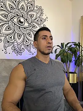 aaroncolombia online show from 10/29/25, 10:44