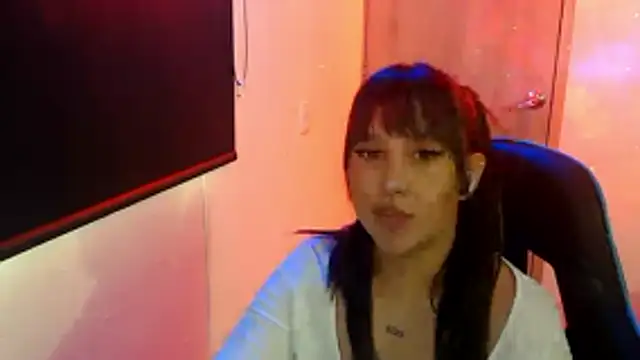 Snapshot of Skarlet_Adams28 chatting on 06/02/26, 07:27 Skarlet Adams28 online show from 06/02/26, 07:27