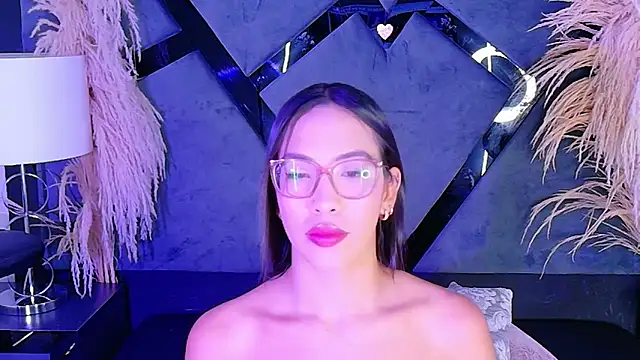 KylieWhite online show from 10/30/25, 07:43