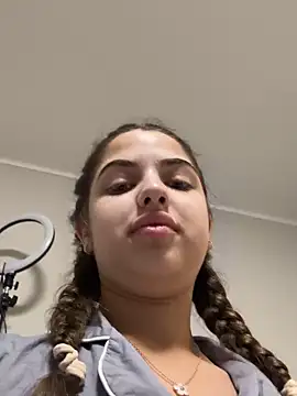 Snapshot of CharleneWoods chatting on 12/30/24, 04:42 CharleneWoods online show from 12/30/24, 04:42