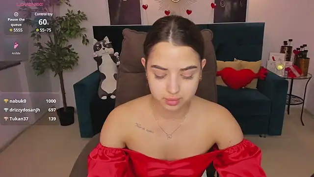 Snapshot of CharleneWoods chatting on 02/01/25, 11:21 CharleneWoods online show from 02/01/25, 11:21