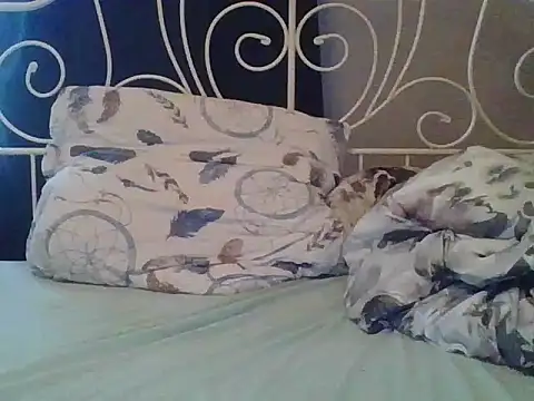 sympatyczny223 online show from 03/15/25, 08:04