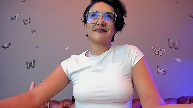 Kaira mosse online show from 01/14/25, 11:53