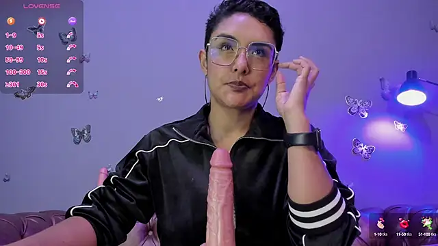 Kaira mosse online show from 01/28/25, 11:17