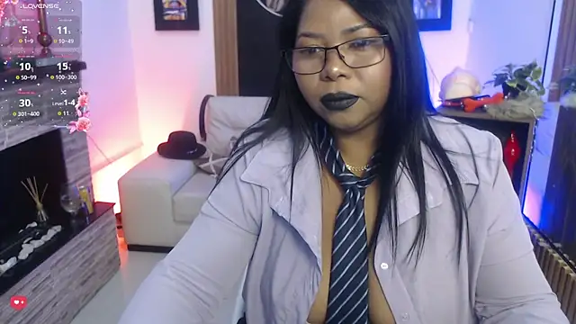 Snapshot of Keilathompson chatting on 04/17/26, 10:40 Keilathompson online show from 04/17/26, 10:40
