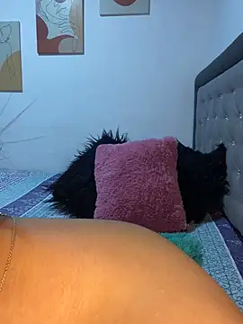 Melanyprada online show from 12/03/25, 03:58