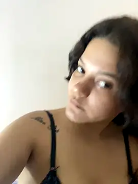 Snapshot of BranquinhaRj177 chatting on 11/03/25, 11:37 BranquinhaRj177 online show from 11/03/25, 11:37