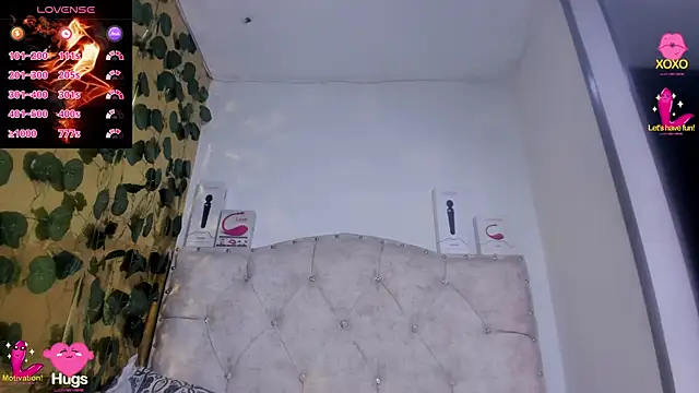 cristalconnorr online show from 10/23/25, 04:06