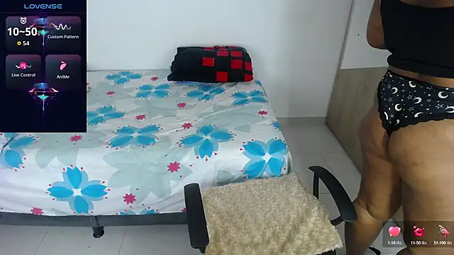 Snapshot of miajoseph_ chatting on 09/22/25, 04:25 miajoseph online show from 09/22/25, 04:25