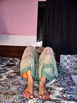 Snapshot of Shivani_Mumbai85 chatting on 09/13/25, 05:35 Shivani Mumbai85 online show from 09/13/25, 05:35